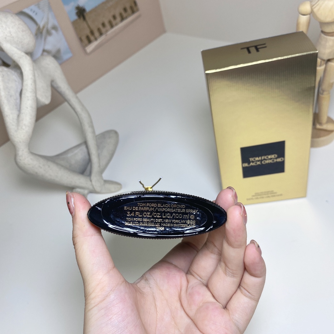 Tom Ford perfume